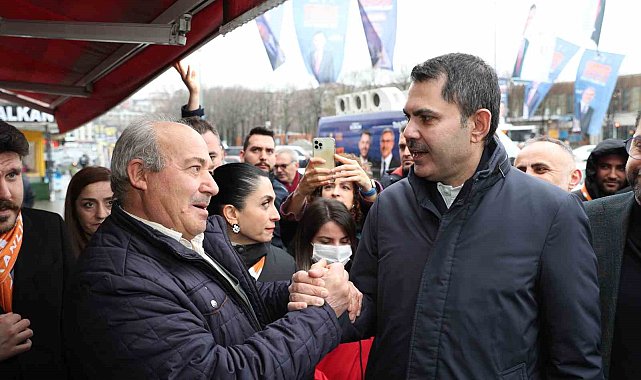İBB Başkan Adayı Murat Kurum, Eyüpsultan esnafını ve AK Nokta'yı ziyaret etti