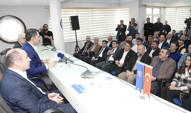İBB Başkan Adayı Murat Kurum: "İşçimizle birlikte işçimizin haklarını gözeten tarafta olacağız"