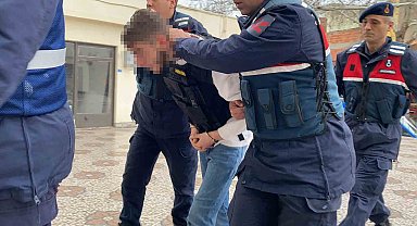 İki kişiyi öldürdü, cinayeti itiraf etti