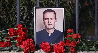 İngiltere'den Navalny'nin öldüğü cezaevinin 6 Rus yetkilisine yaptırım