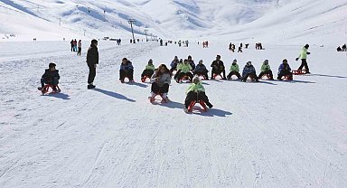 İpekyolu Belediyesinden öğrencilere anlamlı jest