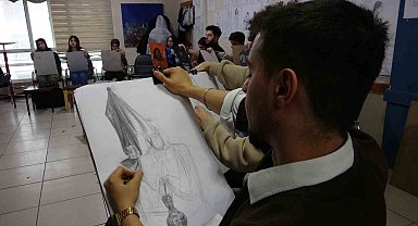 İpekyolu Gençlik Merkezi gençlerin uğrak yeri haline geldi