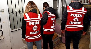 Isparta'da fuhuş operasyonu: 8 şahsa 104 bin 960 TL para cezası