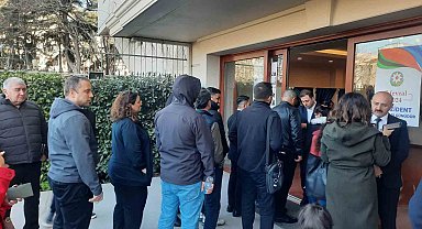 İstanbul'daki Azerbaycanlılar sandık başına gitti