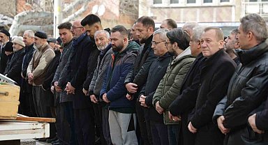 İstiklal Mahallesi Muhtarı son yolculuğuna uğurlandı