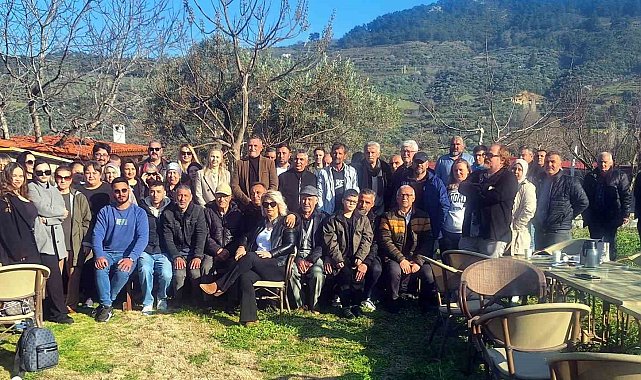 İYİ Parti Selçuk'ta toplu istifa