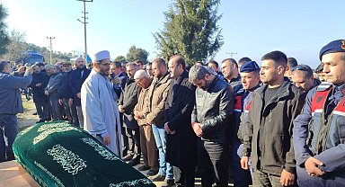 İzmir'de öldürülen taksici memleketi Aydın'da toprağa verildi