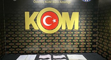 İzmir'de tefecilik yapan 3 kişiye gözaltı