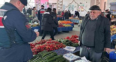 Jandarma ekipleri Çineli vatandaşları bilgilendirdi