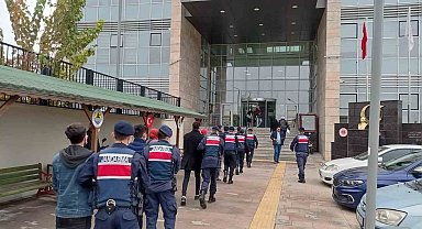 Jandarma Mersin'de suç ve suçluya geçit vermedi