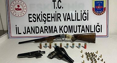 Jandarma operasyonlarında çok sayıda silah ve tarihi eser ele geçirildi