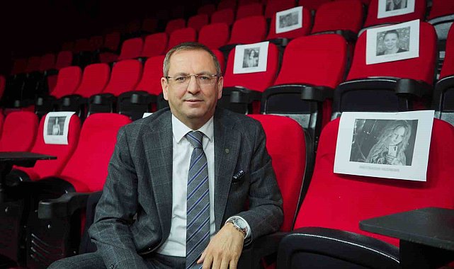 Kadın Oyunları Festivali 23-27 Mart tarihlerinde Ayvalıklı tiyatro severlerle dördüncü kez buluşacak