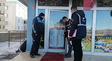 Kars'ta işyerlerinde fiyat listesi denetimi