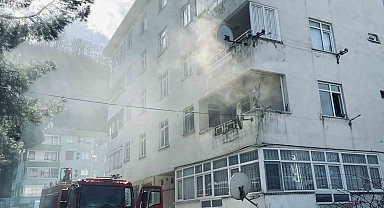 Kastamonu'da mutfak tüpünden çıkan yangında apartman dairesi zarar gördü