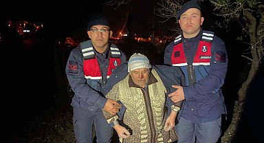 Kaybolan 82 yaşındaki yaşlı adamı jandarma buldu