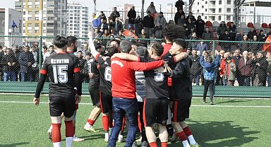 Kayseri 1. Amatör Küme: Özvatan Belediyespor: 5 - Palasspor: 0