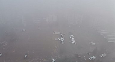 Kayseri güne sisle uyandı: Görüş mesafesi 10 metreye düştü