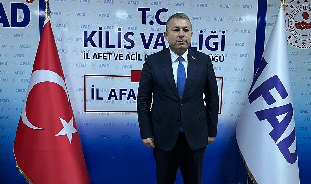 Kilis'te saat 04.17'de depremde hayatını kaybedenler anıldı