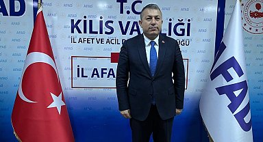 Kilis'te saat 04.17'de depremde hayatını kaybedenler anıldı