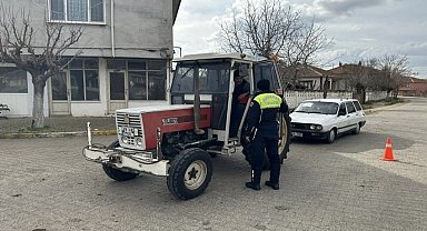 Kırklareli'de traktör sürücüleri bilgilendirildi