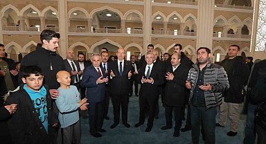 KKTC Cumhurbaşkanı Tatar, Şahinbey Millet Camii'ni gezdi
