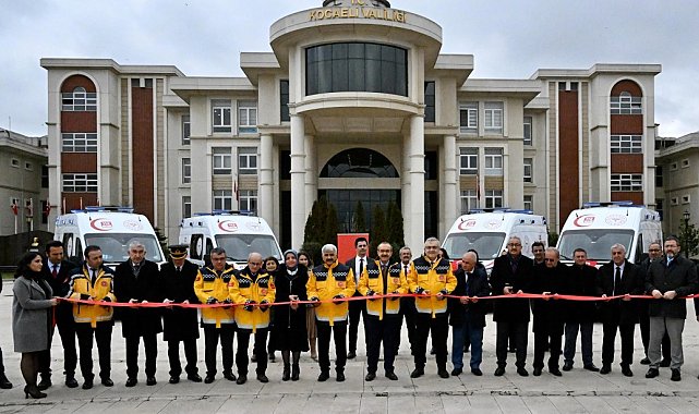 Kocaeli'de hizmete giren 4 yeni ambulansla sayı 90'a ulaştı