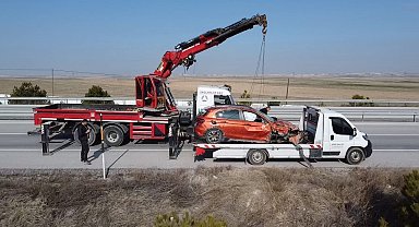 Kontrolden çıkan otomobil 10 metrelik şarampole yuvarlandı