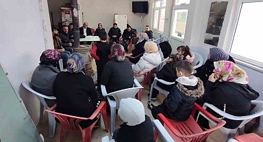 Köy odalarında veli toplantısı