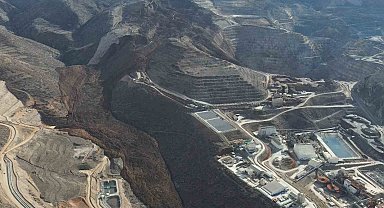 KTÜ heyeti Erzincan'daki maden sahasında inceleme yaptı