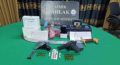 Kumar oynatılan iş yerinden çıkanlar polisi bile şaşırttı