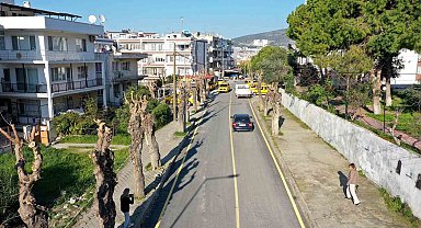 Kuşadası'nda okul yolları güvenli hale getiriliyor