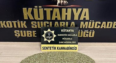 Kütahya'da durdurulan şüpheli araçta uyuşturucu ele geçirildi