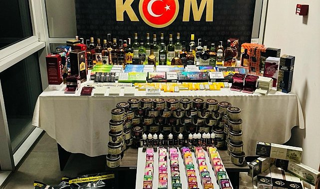 Kütahya'da sosyal medya üzerinden elektronik sigara ve kaçak emtia satışı yapan şahıs yakalandı