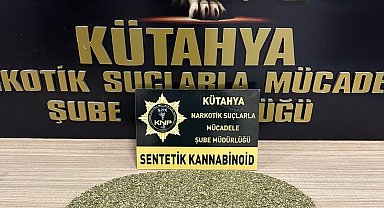 Kütahya'da uyuşturucu bulunan araçtaki 3 kişiden biri tutuklandı
