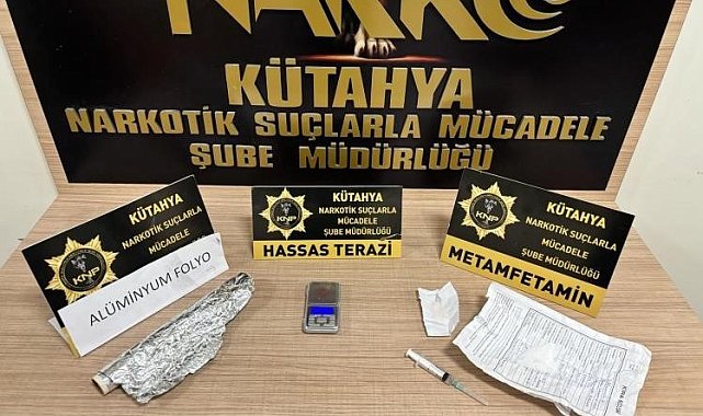 Kütahya'da uyuşturucu satıcısının evinde 24,17 gram uyuşturucu bulundu