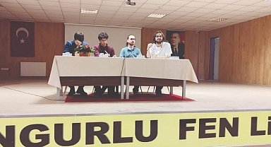 Lise öğrencilerine yönelik üniversiteye hazırlık söyleyişi düzenlendi