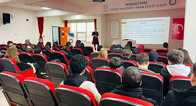 Liseli gençlere sağlık hakkı anlatıldı