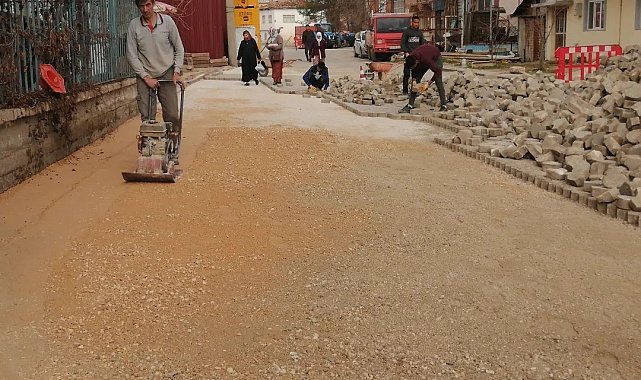 Mahalle ve sokaklar yenileniyor