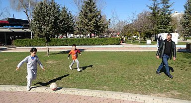 Malatya'da güzel hava "kışı" unutturdu