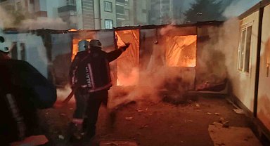 Malatya'da konteyner yangını