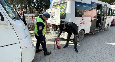 Manisa'da jandarmadan okul çevrelerinde denetim