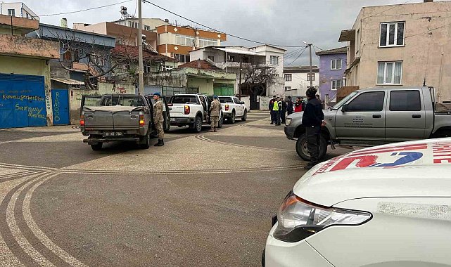 Marmara Denizi'nde kayıp mürettebatı arama çalışmaları sürüyor