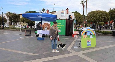 Marmaris'te "satın alma sahiplen" standı açıldı