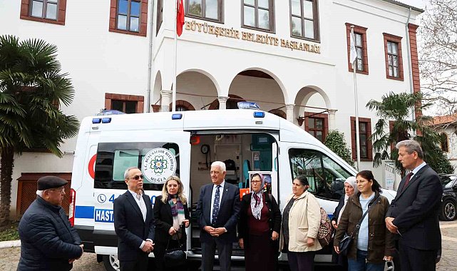 Merhum Özbay ailesinden Büyükşehir'e hasta nakil ambulans bağışı