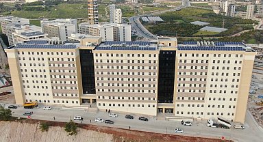 Mersin Valisi Pehlivan: "Çiftlikköy kampüsünde inşa edilen yurdun tamamlanmasıyla Mersin'de öğrenci barındırma kapasitesi 18 bine ulaşacak"