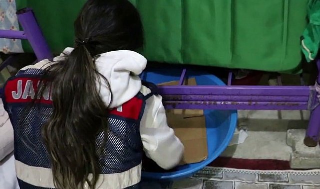 Mersin'de uyuşturucu tacirlerine operasyon: 6 gözaltı
