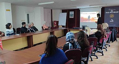 Mersin'de vatandaşlar terör faaliyetleri konusunda bilgilendiriliyor