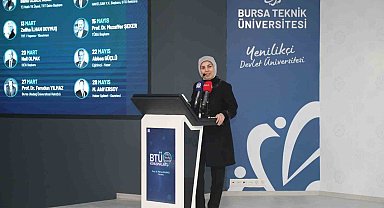 Merve Kavakcı'dan 28 Şubat okuması: "28 Şubat'ta zihinler sömürüldü"