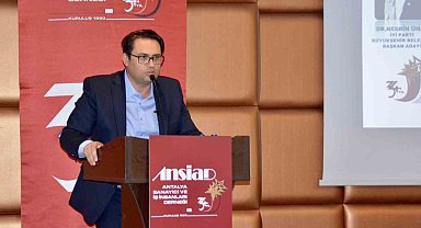 Mimar Emre Afacan, Antalya'nın iş dünyasına projelerini anlattı