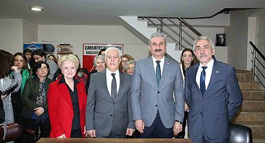 Mustafa Bozbey: "Büyükşehir'de düzgün çalışan personelle derdimiz olamaz"